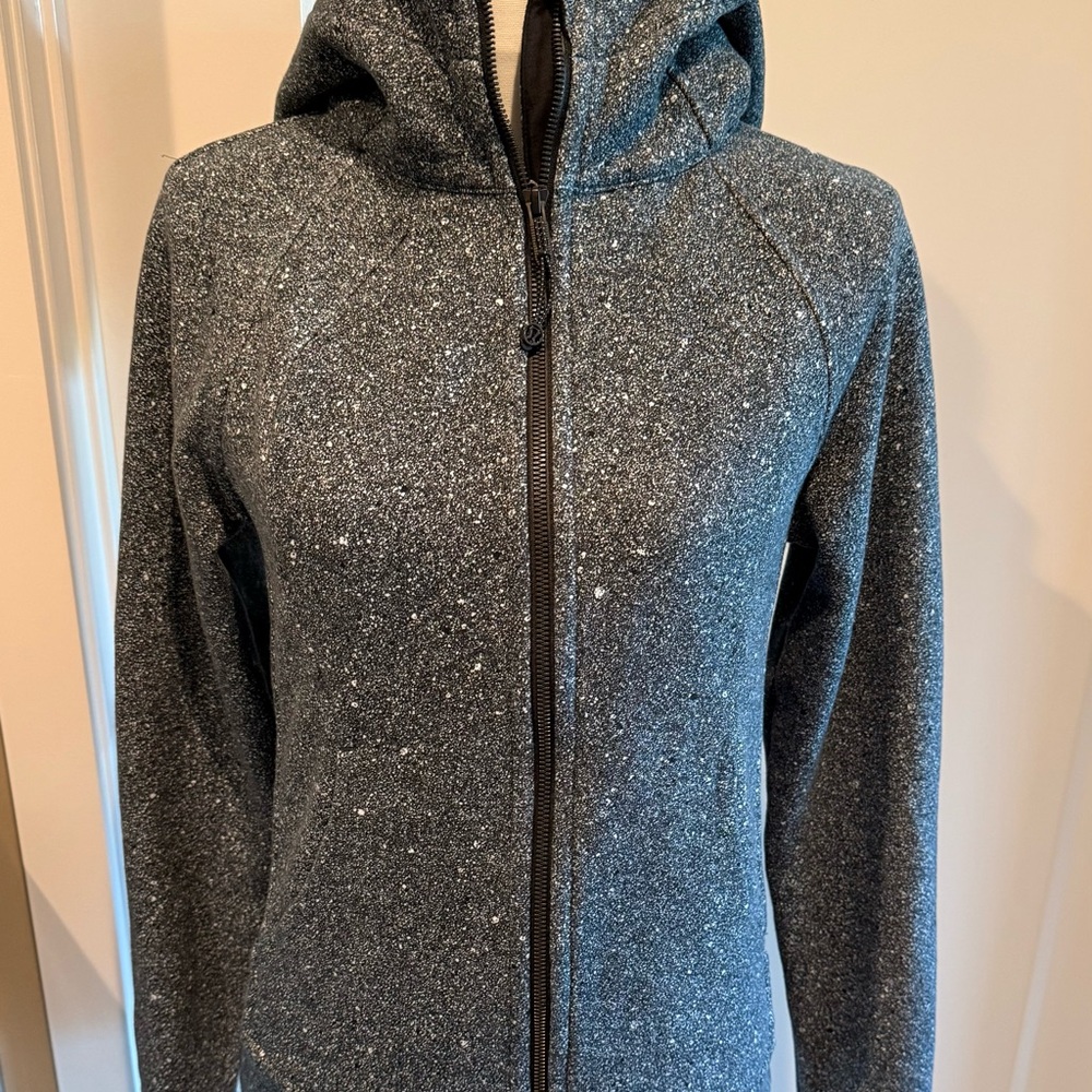 Lululemon Stylish Gray Speckled Jacket, Size 6